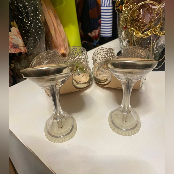 Beautiful Clear & Rhinestone Heels New! 💎💖 - Picture 4 of 5